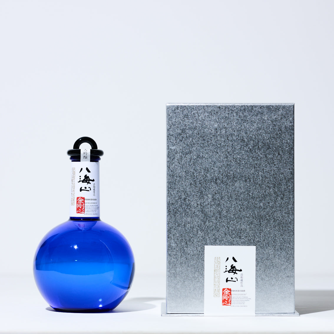 純米大吟醸 八海山 金剛心 浩和蔵仕込 (専用手提げ袋付)