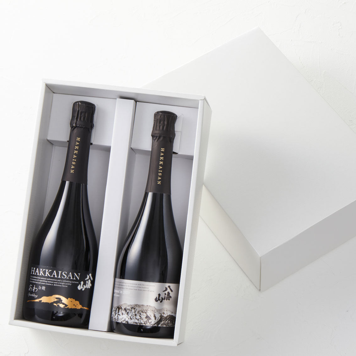 【ご贈答に】瓶内二次発酵酒 白麹あわと白麹あわ三年貯蔵 2本セット 720ml